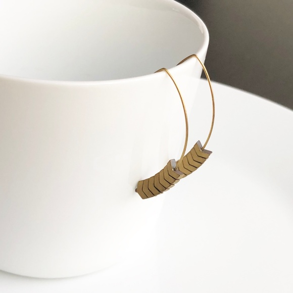 NEW "Merida" Stone Earrings (gold) - Picture 5 of 8